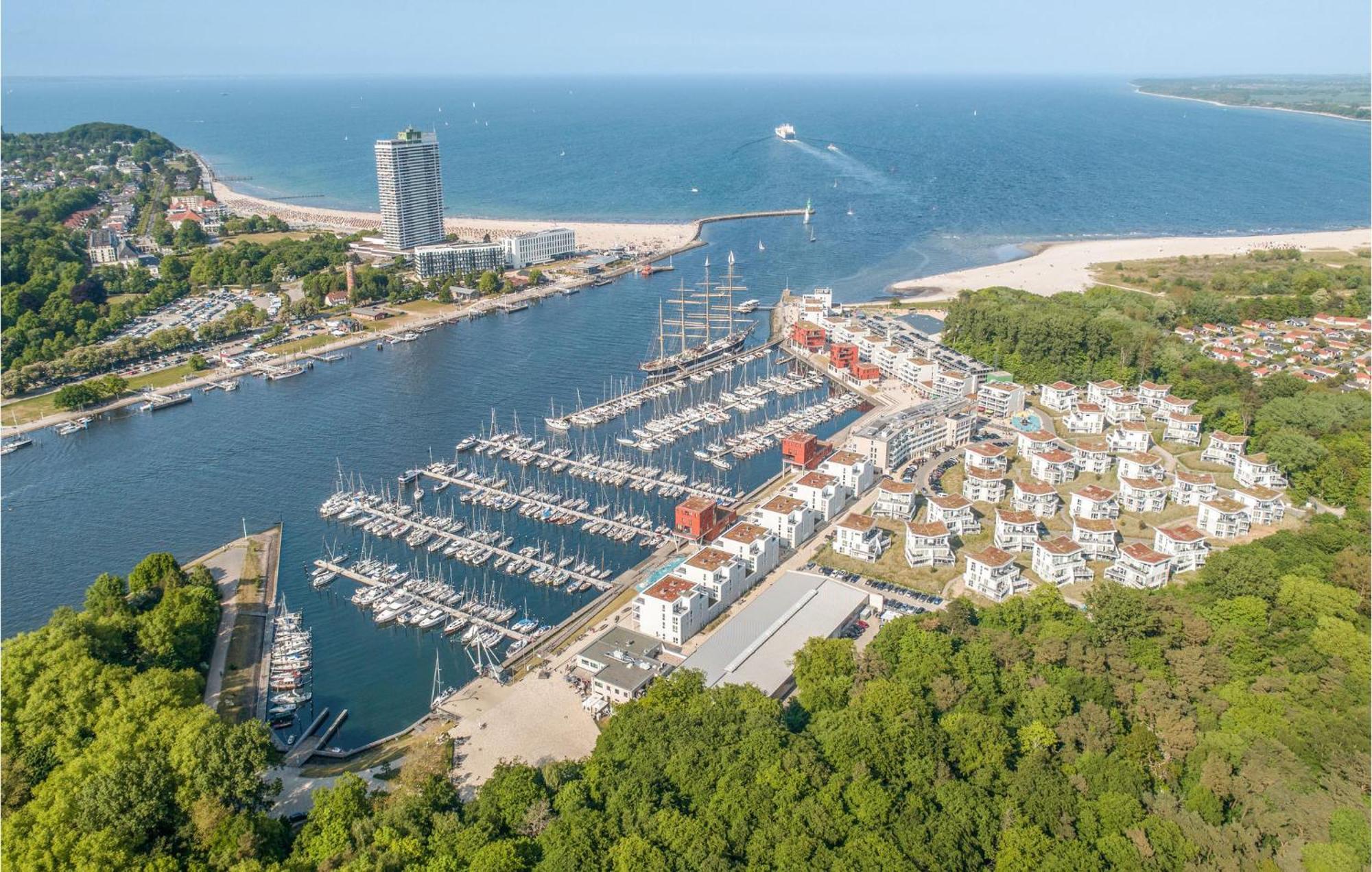 Stunning Apartment In Luebeck Travemuende With Wifi Exterior photo